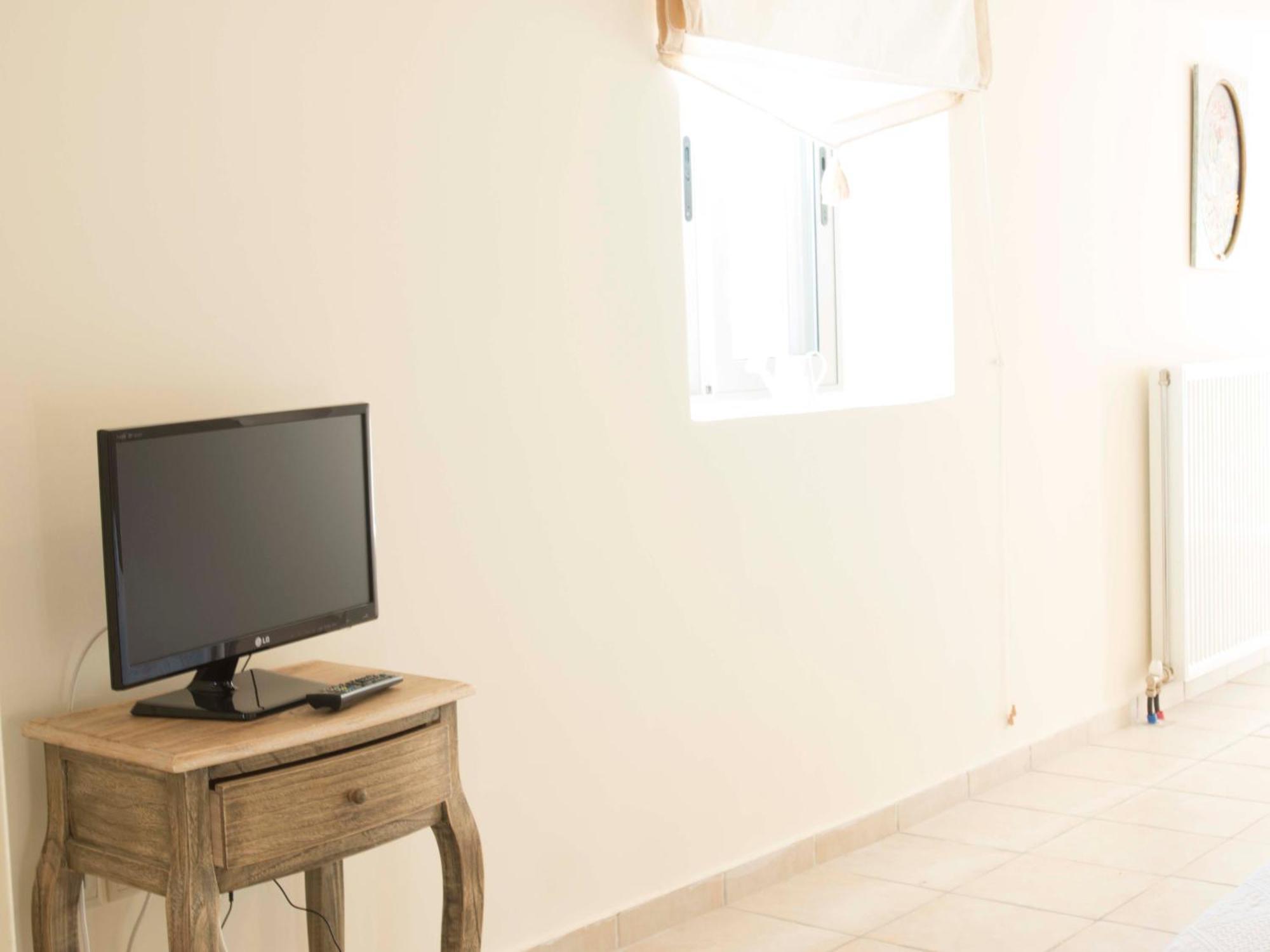 Poliana Estate Apartment *